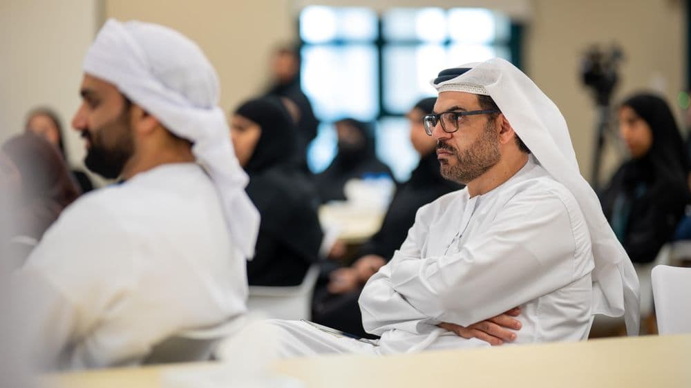 فضاءاتُ الحرف ...ورحلةُ المُحَقّق" ورشتان تستعرضان أصالة الخط العربي في مهرجان البدر