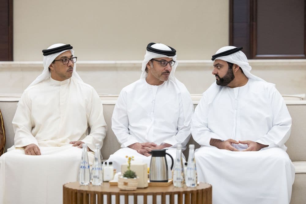 رئيس الدولة يستقبل حاكم الفجيرة وولي عهده