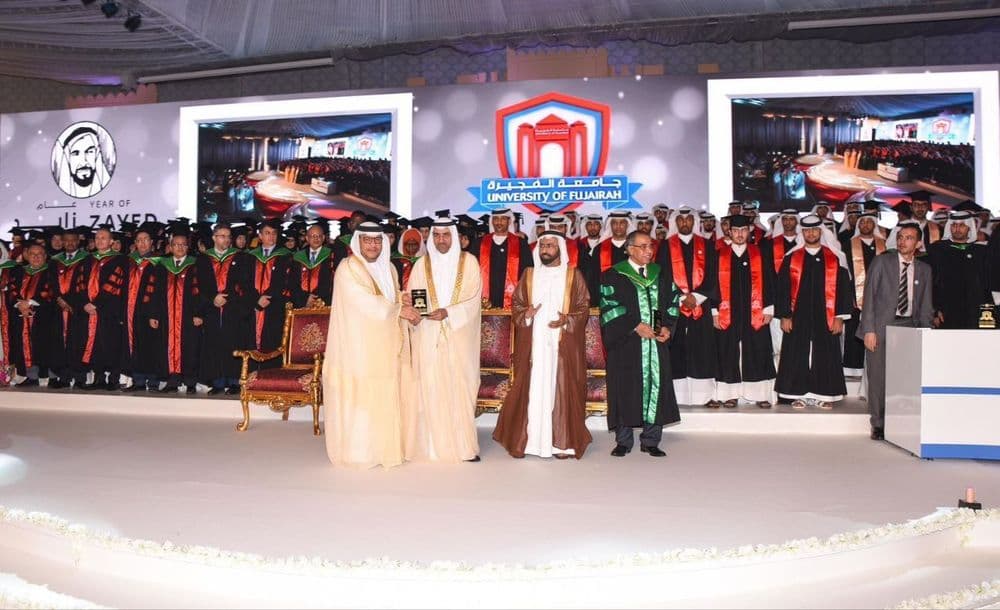 51  عـامـاً في حب الوطن  حمد الشرقي .. مسيرة من الانجاز والبناء والتطور .. 